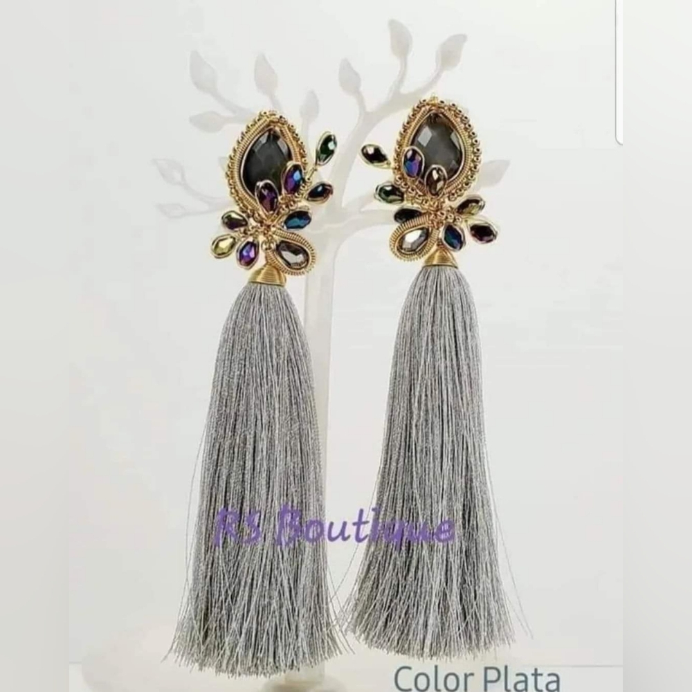 Aretes - Picture 3 of 4